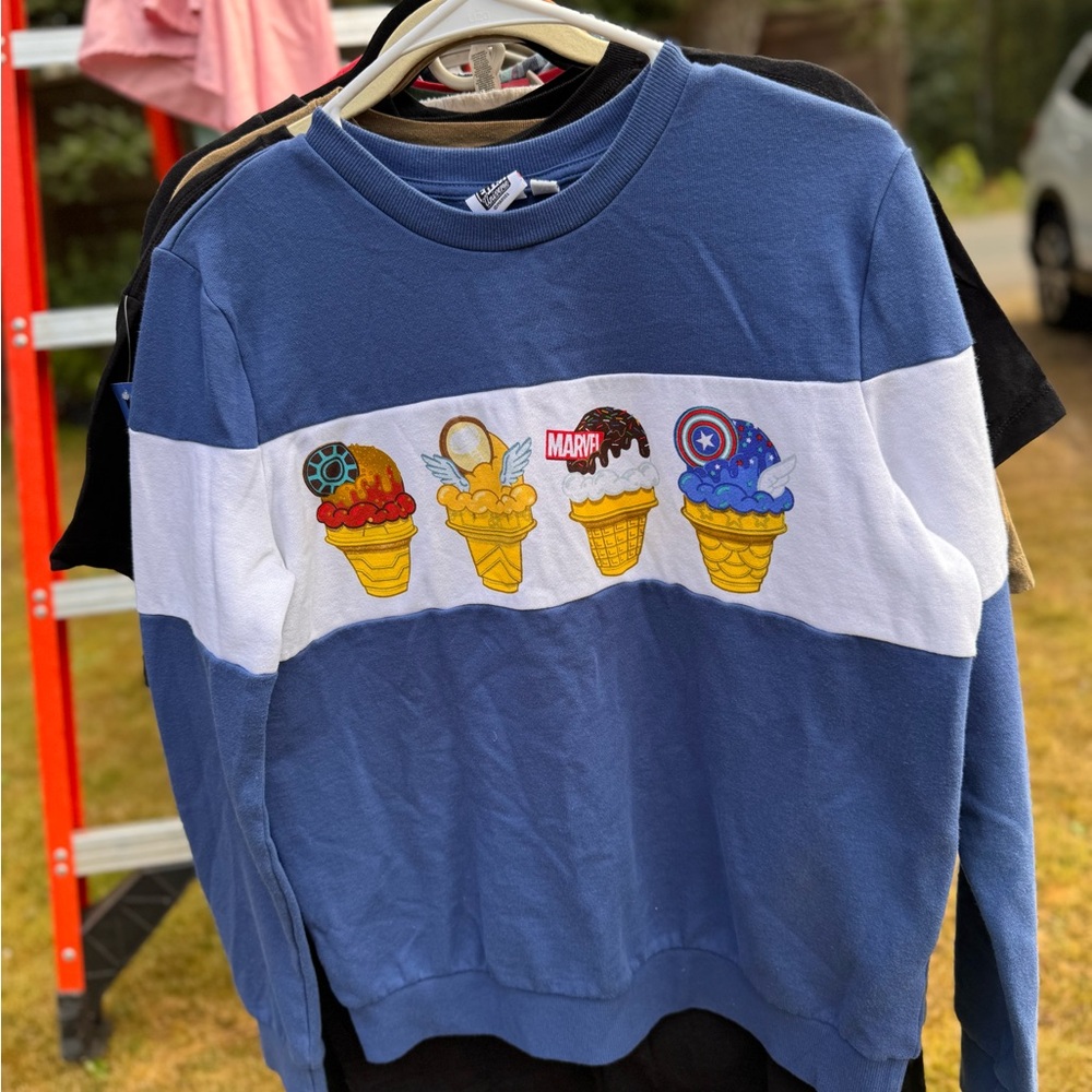 Boxlunch Marvel Eat the Universe Ice Cream Cones Panel Crewneck Thor Ironman M